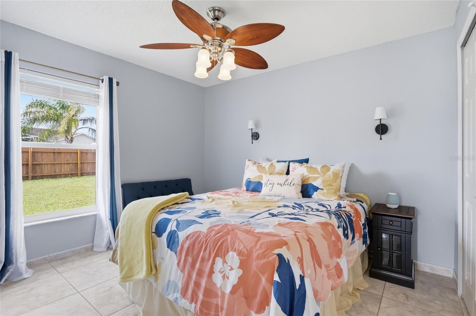WINDMILL POINT UNIT 2 - Residential