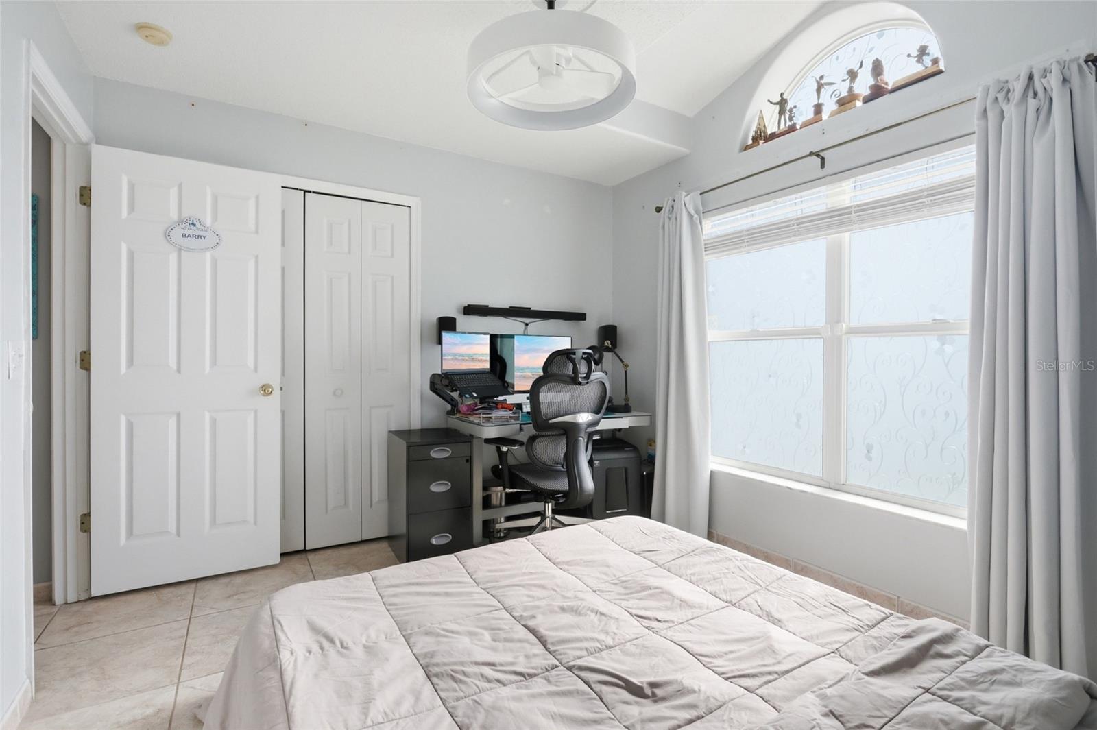 WINDMILL POINT UNIT 2 - Residential