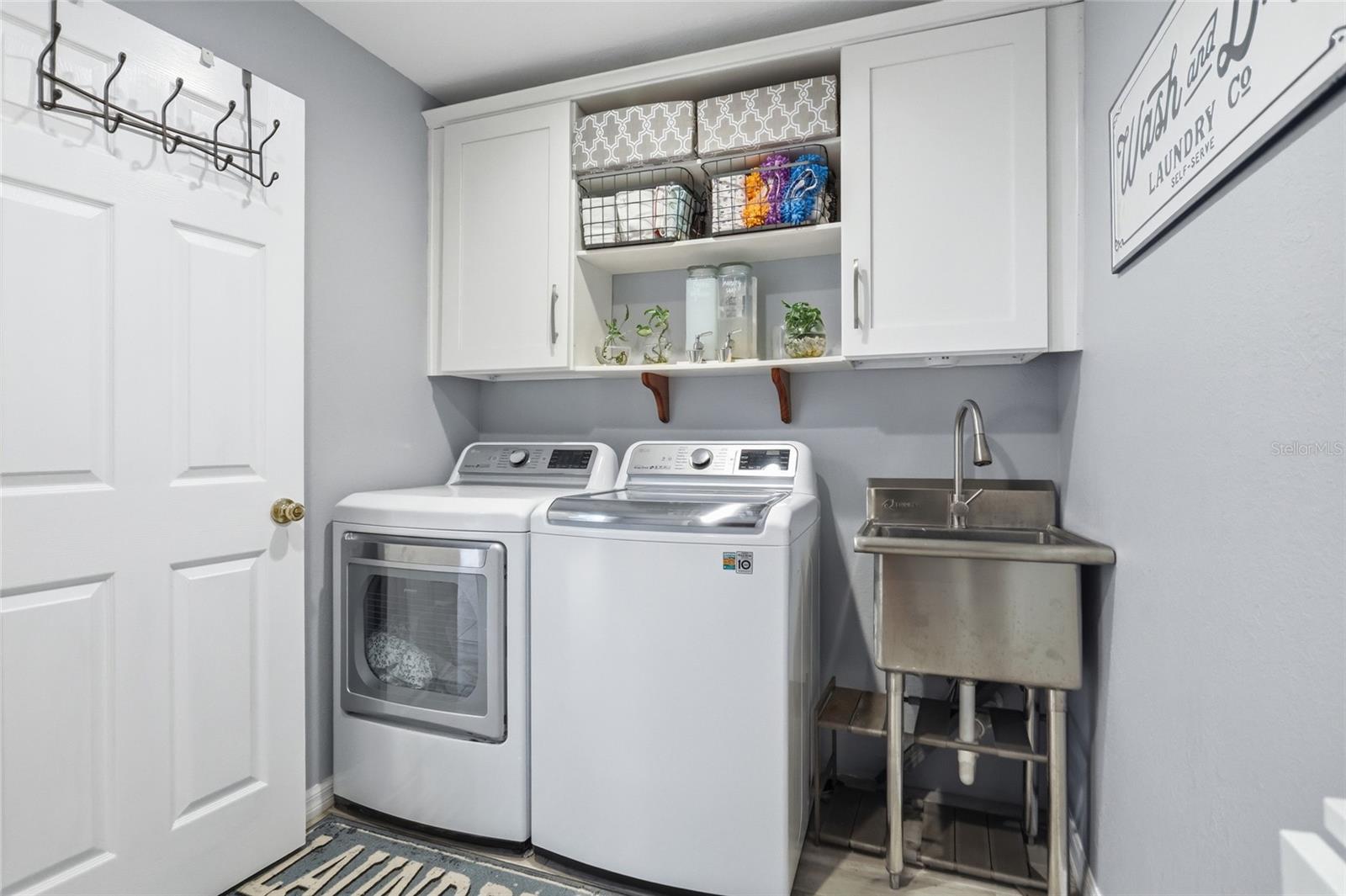 WINDMILL POINT UNIT 2 - Residential