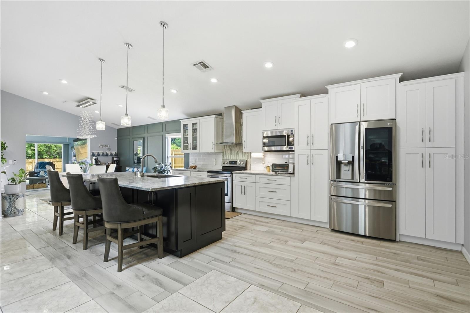 WINDMILL POINT UNIT 2 - Residential