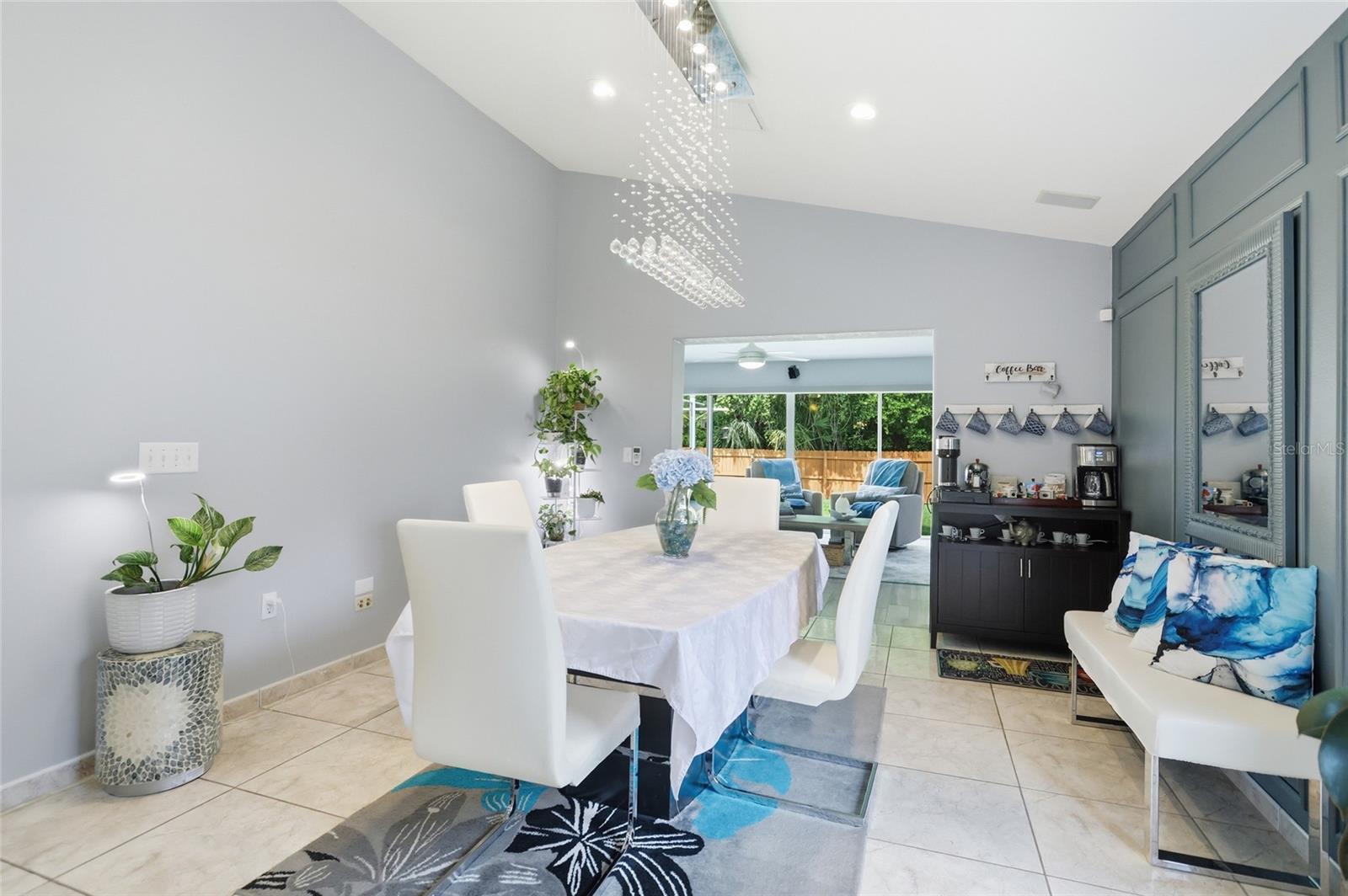 WINDMILL POINT UNIT 2 - Residential
