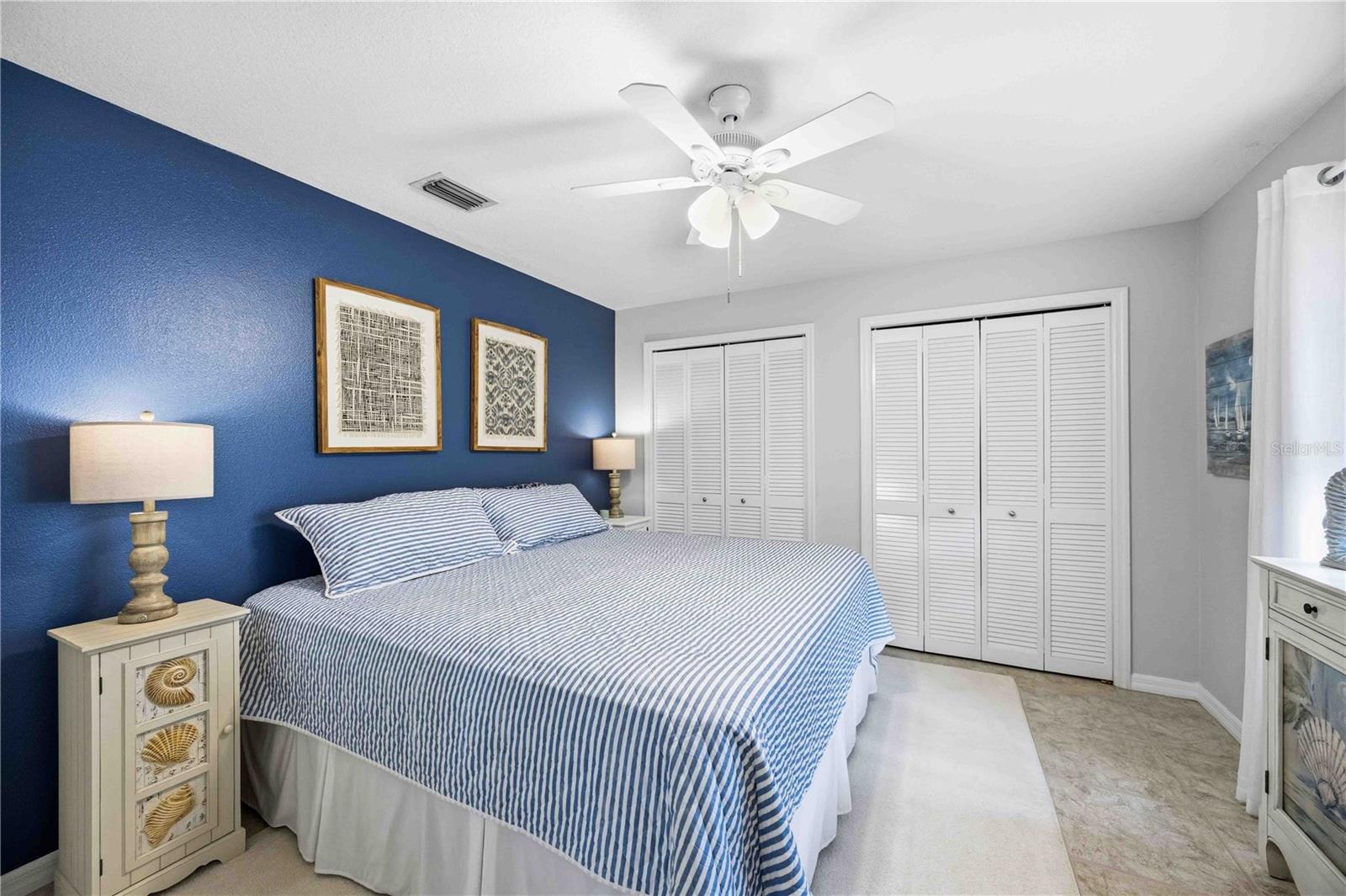 LAUREL WOODLANDS - Residential