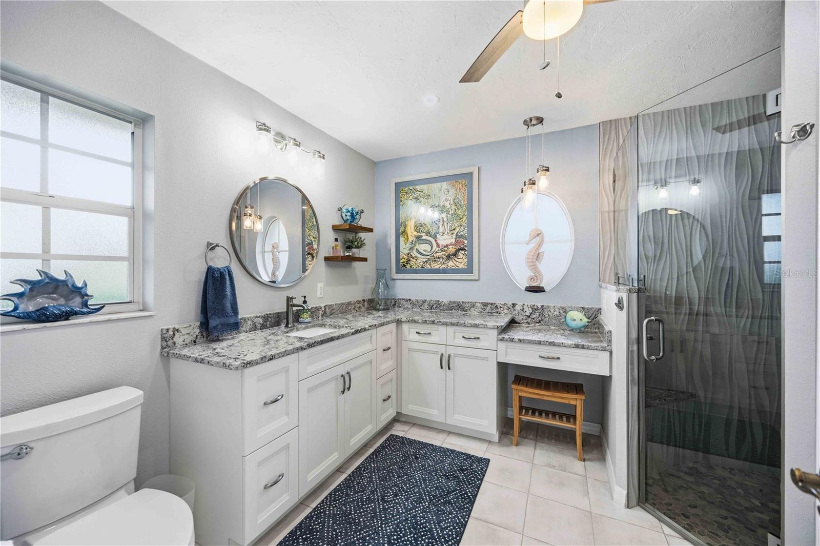 LAUREL WOODLANDS - Residential