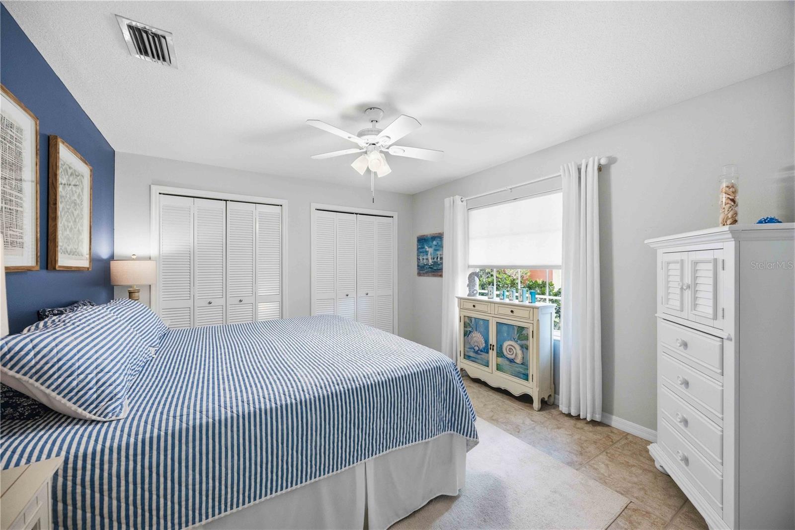 LAUREL WOODLANDS - Residential