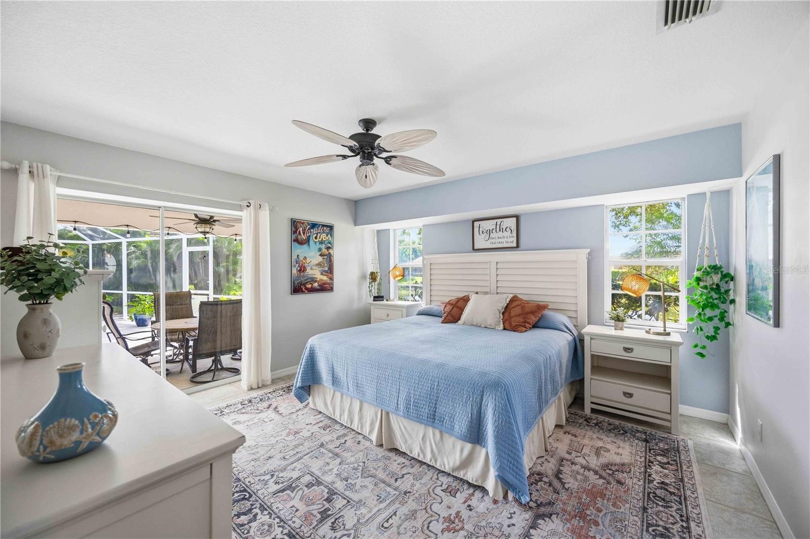 LAUREL WOODLANDS - Residential