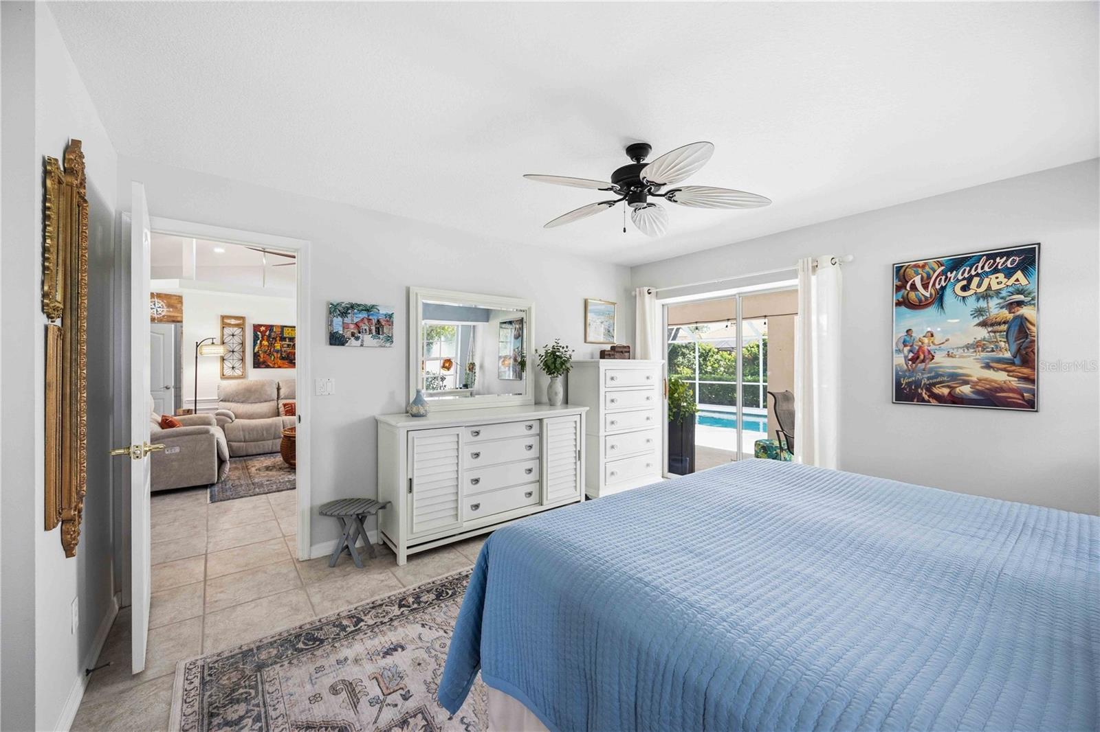 LAUREL WOODLANDS - Residential