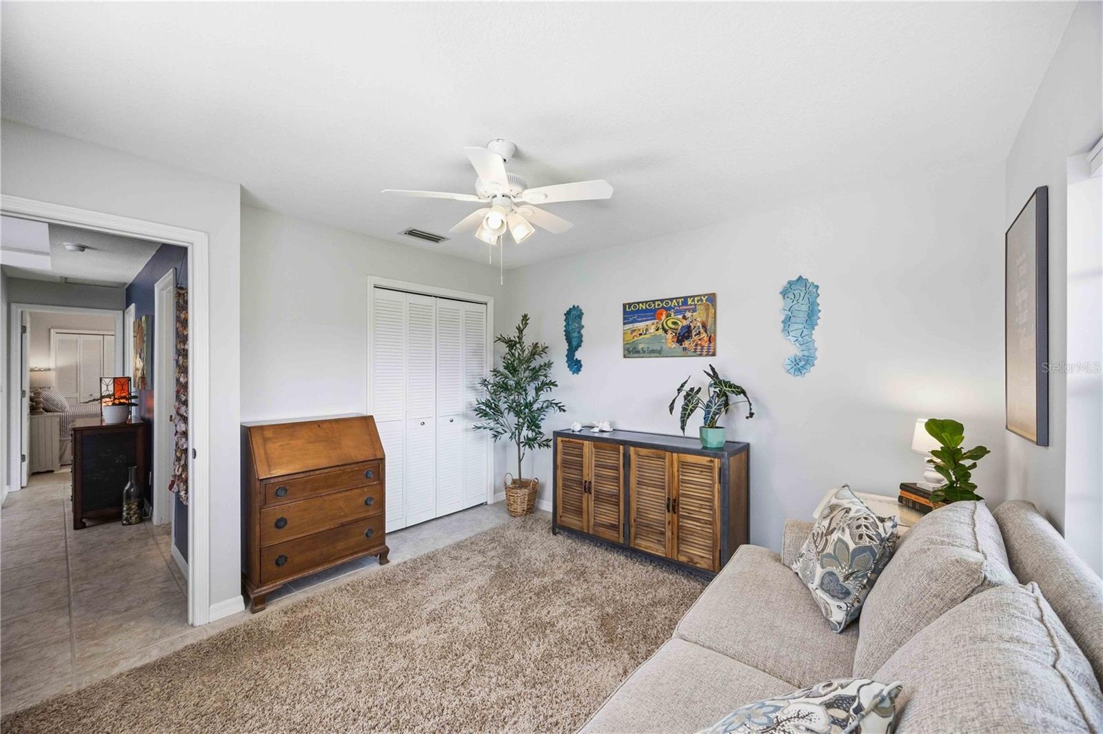 LAUREL WOODLANDS - Residential