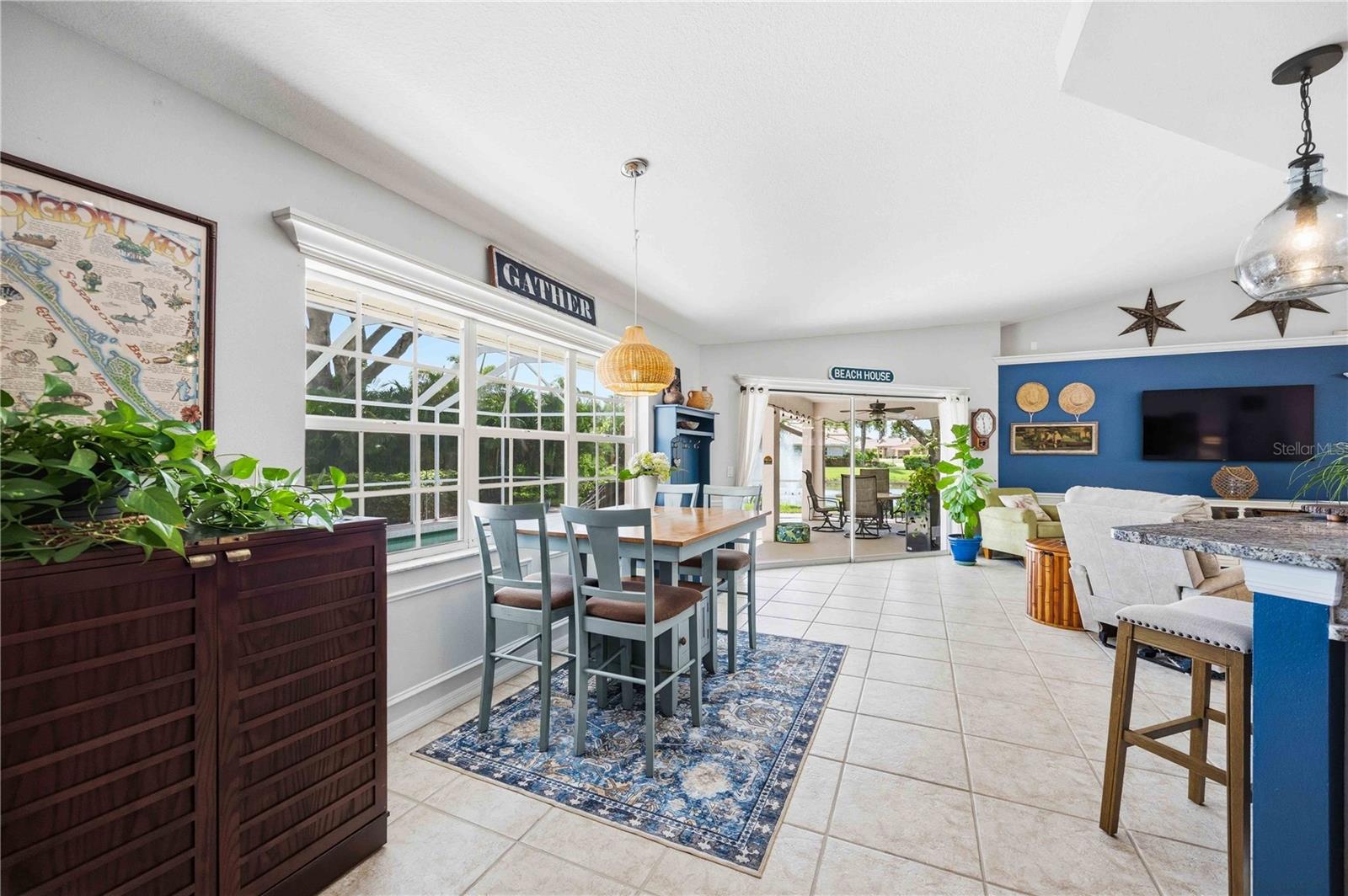 LAUREL WOODLANDS - Residential