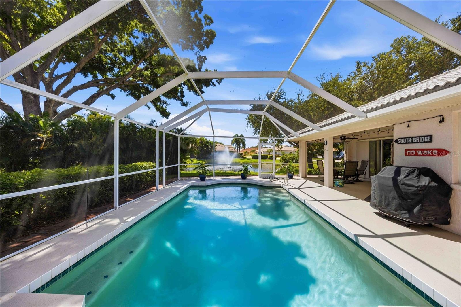 LAUREL WOODLANDS - Residential