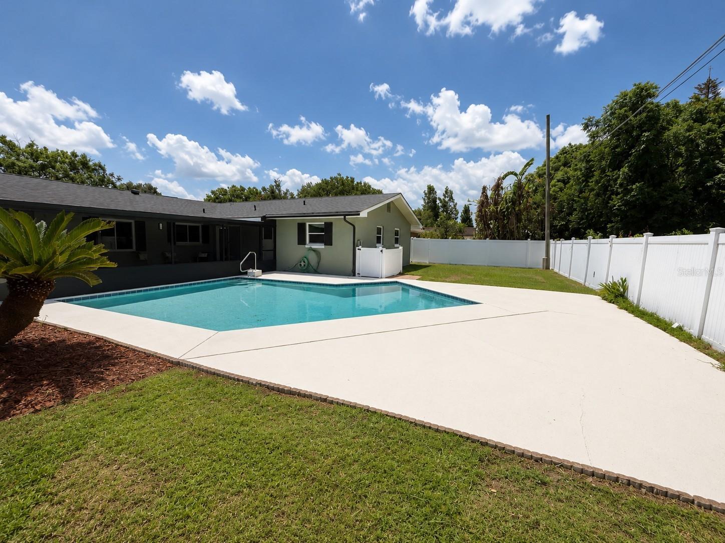 WINTER PARK PINES MERRIE OAKS - Residential
