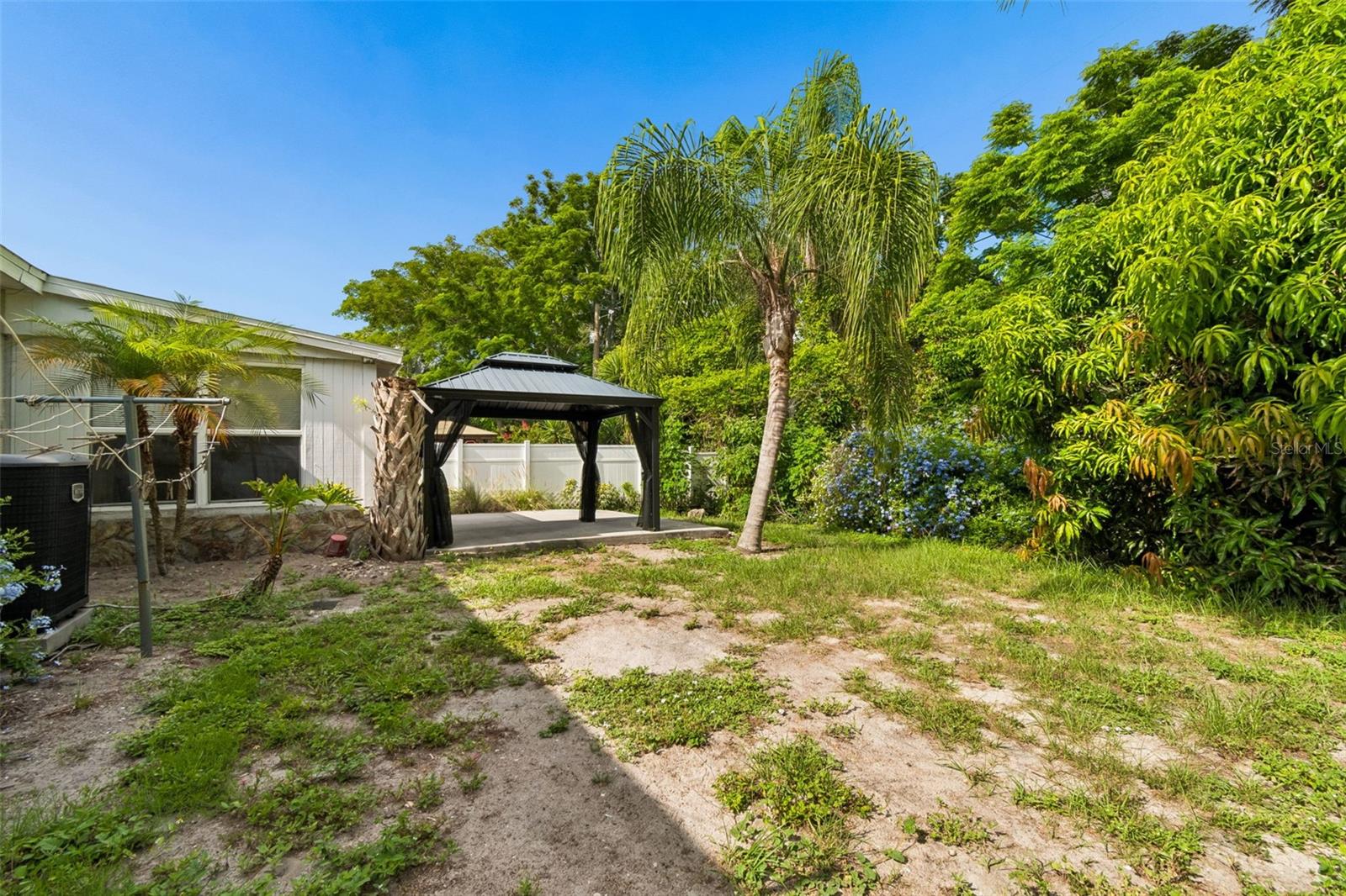 VIRGINIA GROVES ESTATES 1ST ADD - Residential