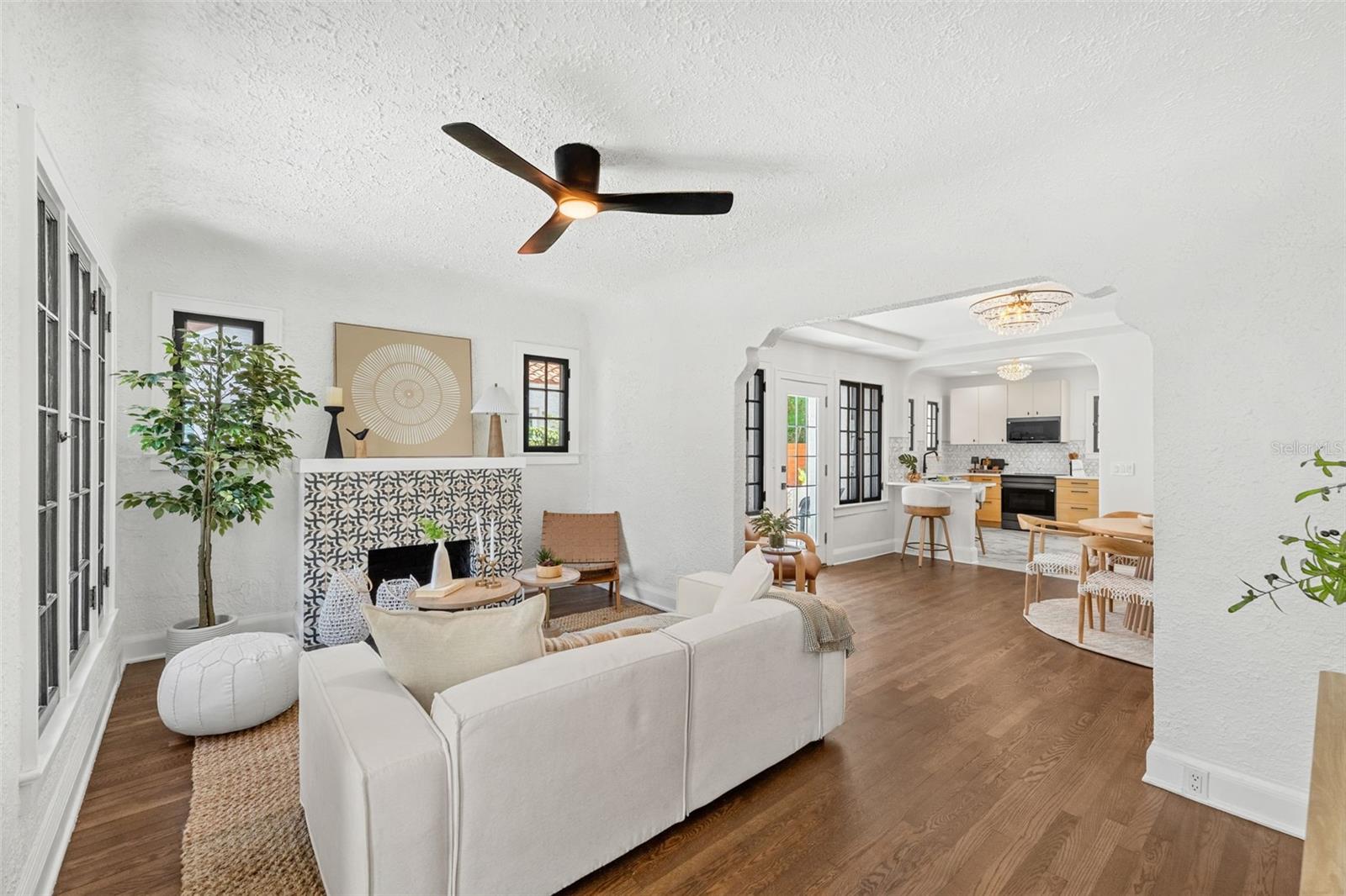 COLLEGE PARK CC SEC - Residential