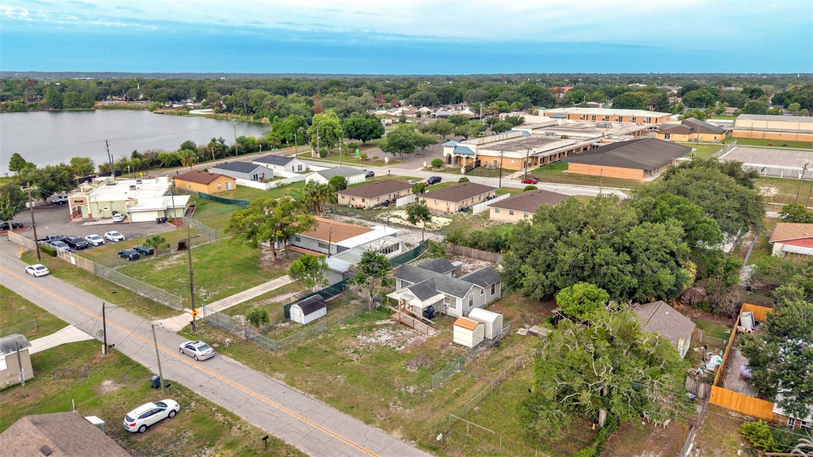 HOWENOCA HILLS SUB - Residential
