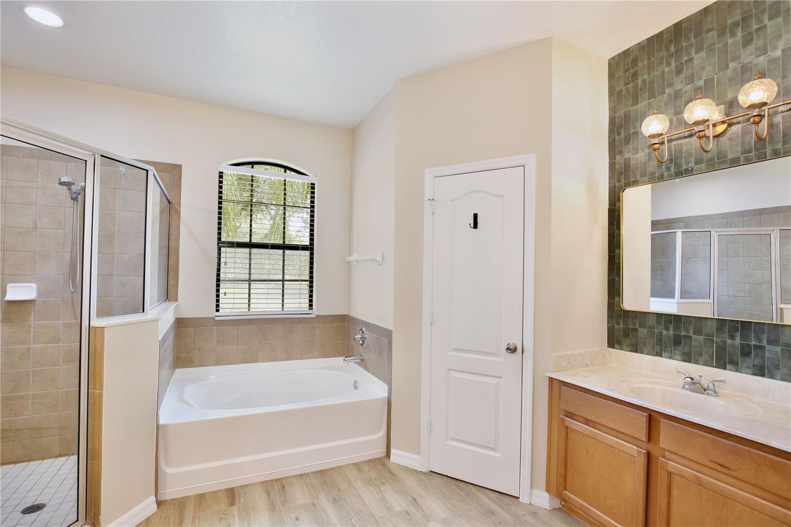 NORTH SHORE VILLAGE - Residential Lease
