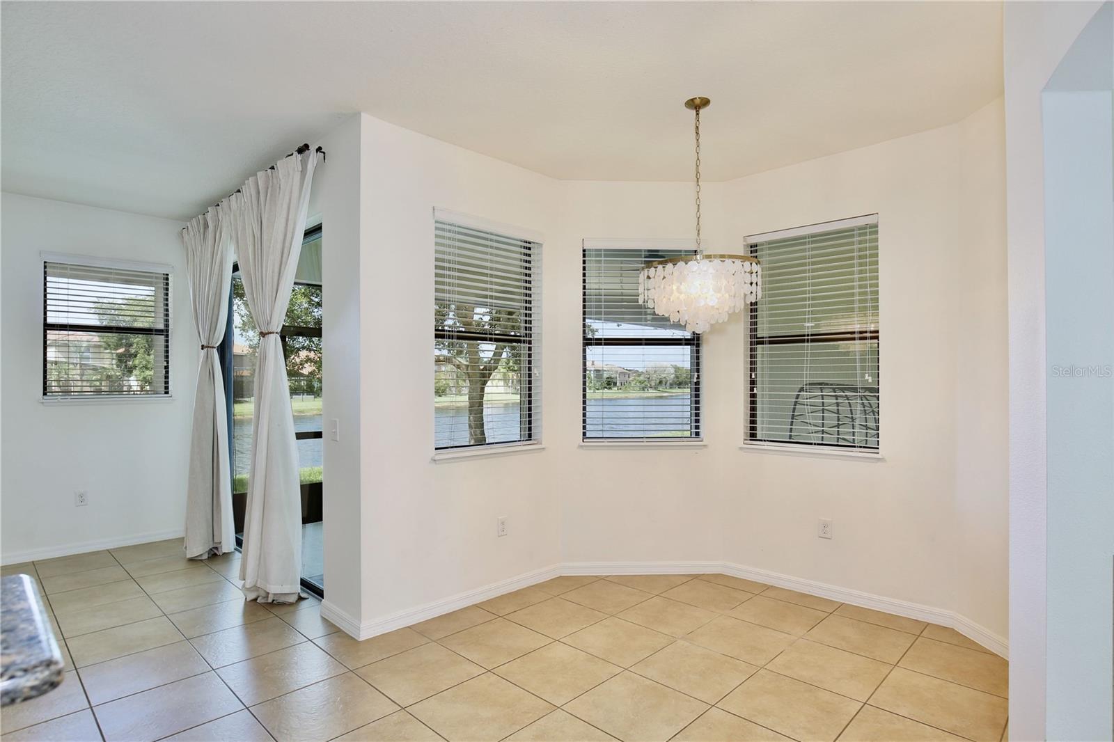 NORTH SHORE VILLAGE - Residential Lease