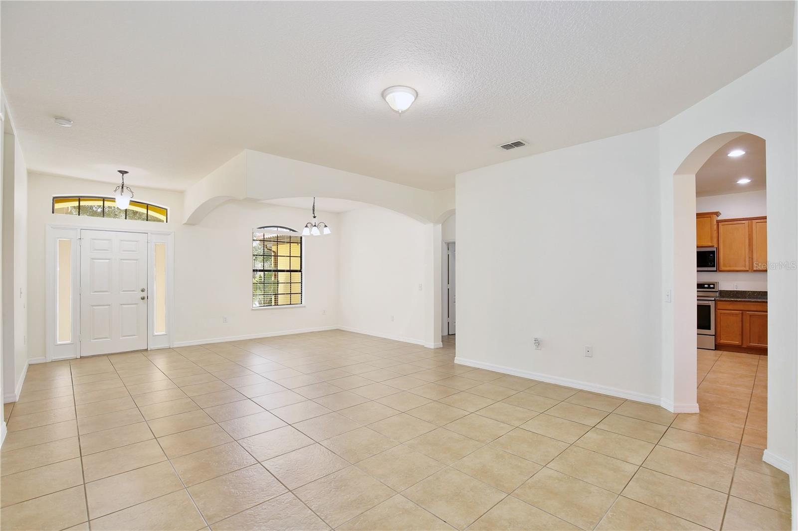NORTH SHORE VILLAGE - Residential Lease