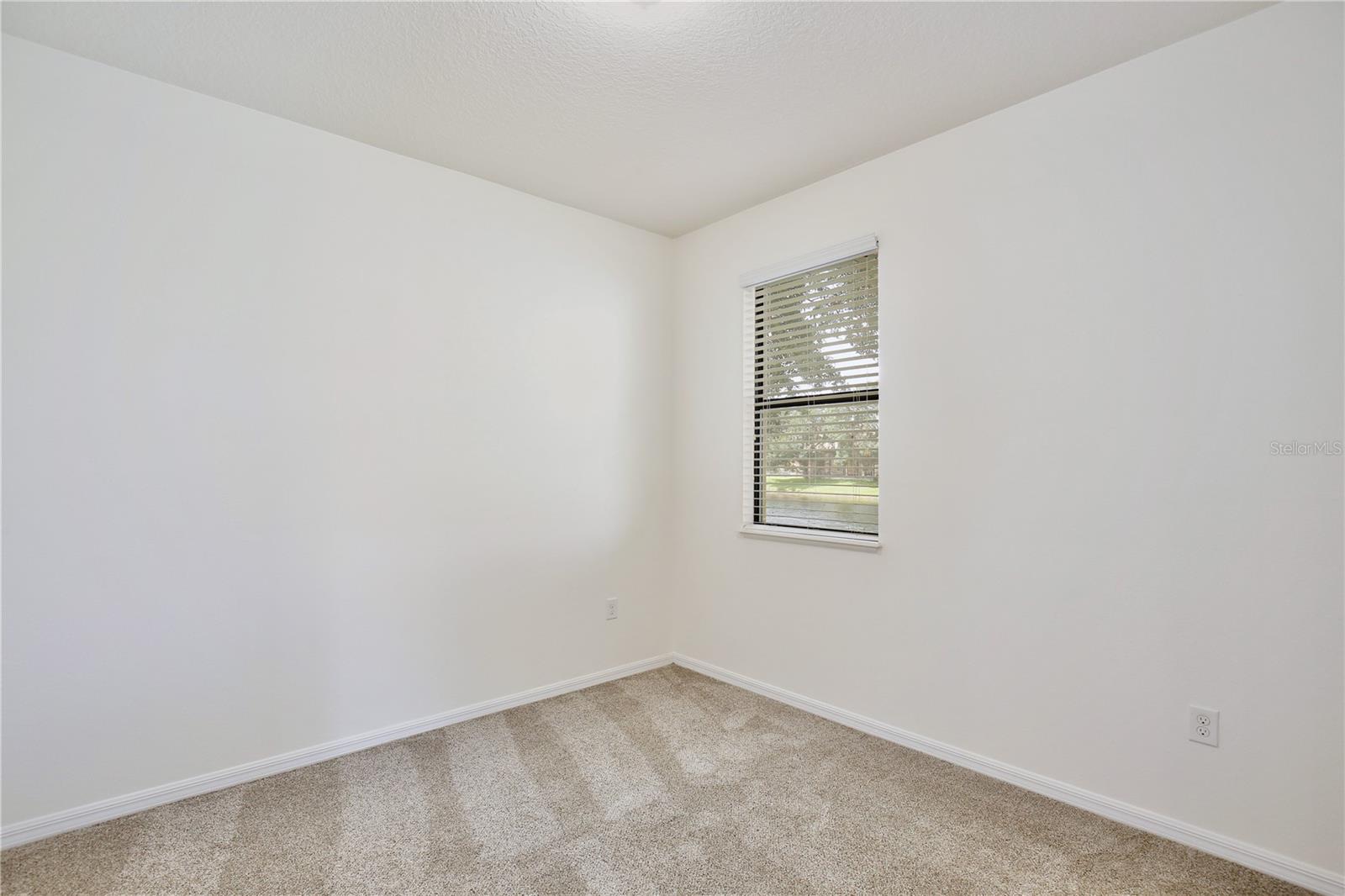 NORTH SHORE VILLAGE - Residential Lease