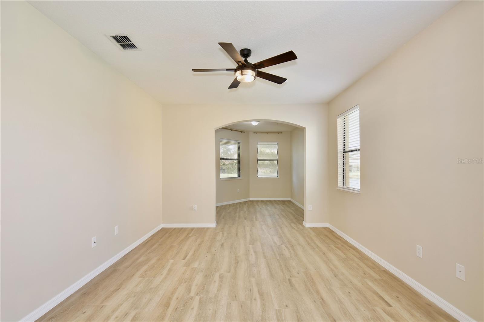 NORTH SHORE VILLAGE - Residential Lease