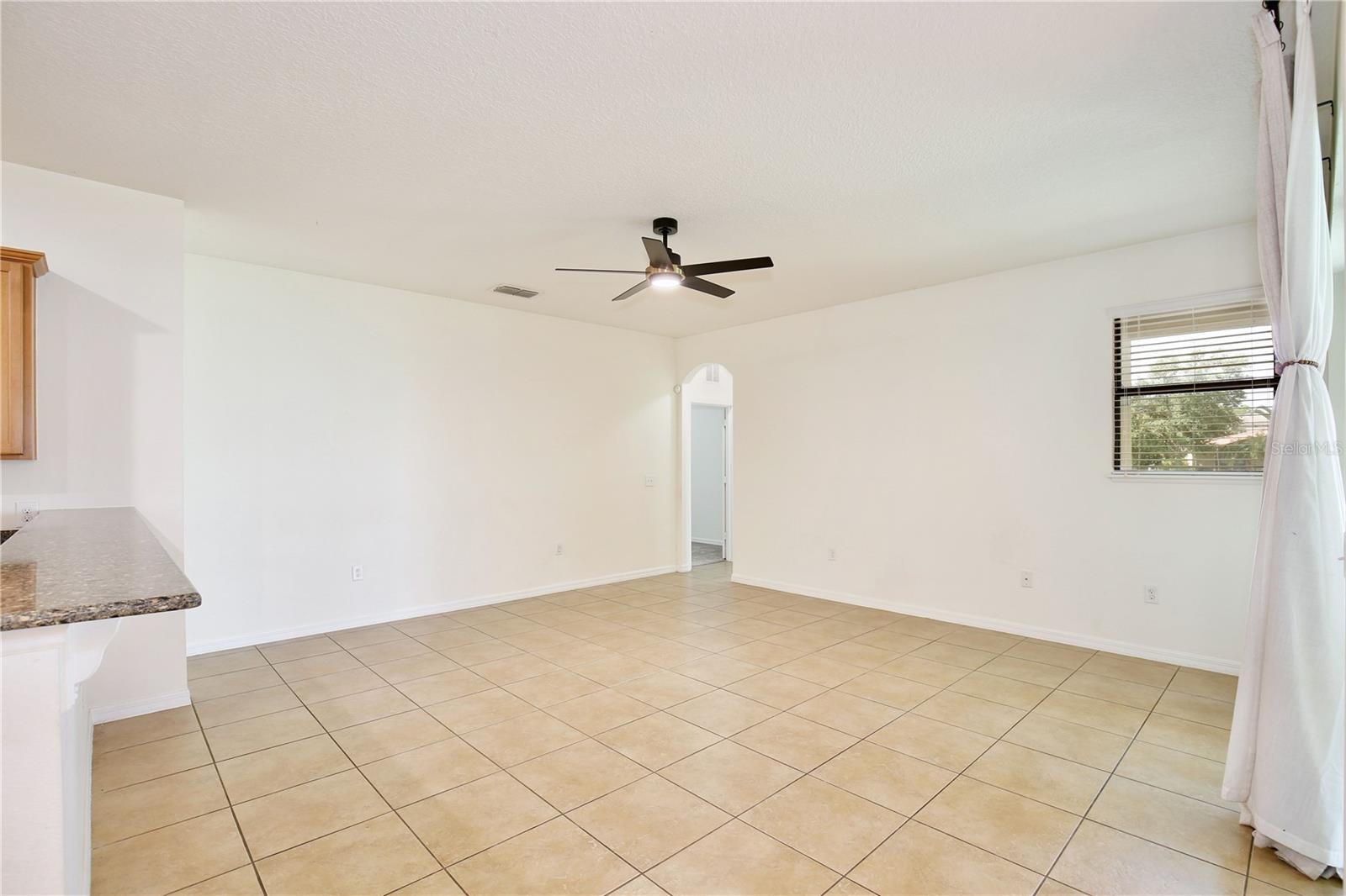 NORTH SHORE VILLAGE - Residential Lease