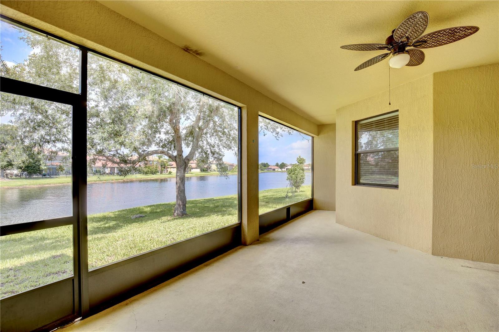 NORTH SHORE VILLAGE - Residential Lease