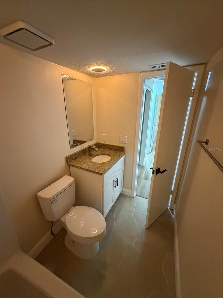 ZERFACES RE SUB - Residential Lease