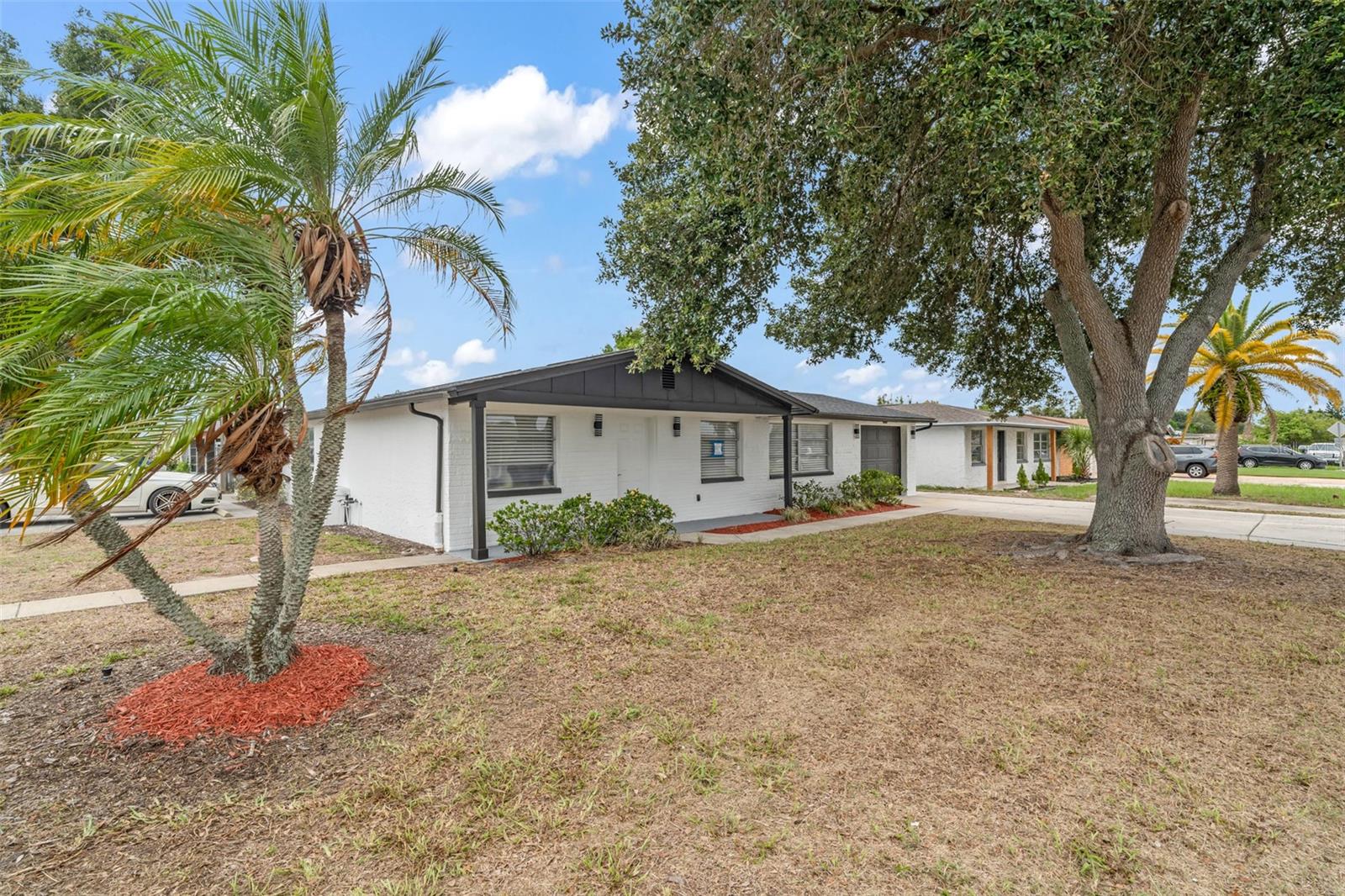 ALOHA GARDENS - Residential