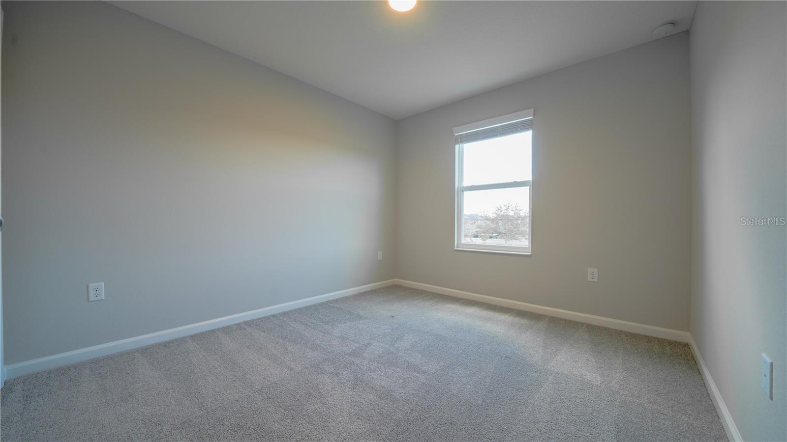 TOWNS AT NARCOOSSEE COMMONS - Residential Lease