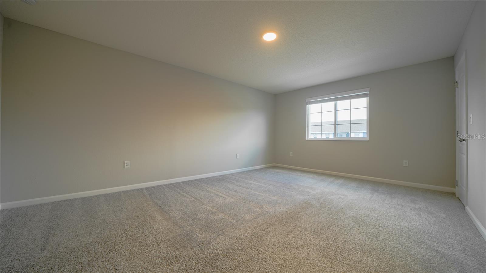 TOWNS AT NARCOOSSEE COMMONS - Residential Lease
