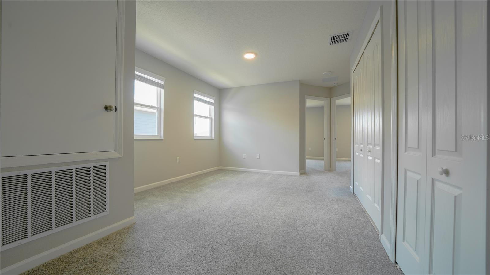 TOWNS AT NARCOOSSEE COMMONS - Residential Lease