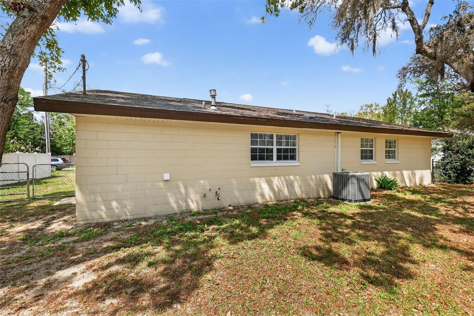 FRUITLAND PARK PARK ACRES UNIT 02 - Residential