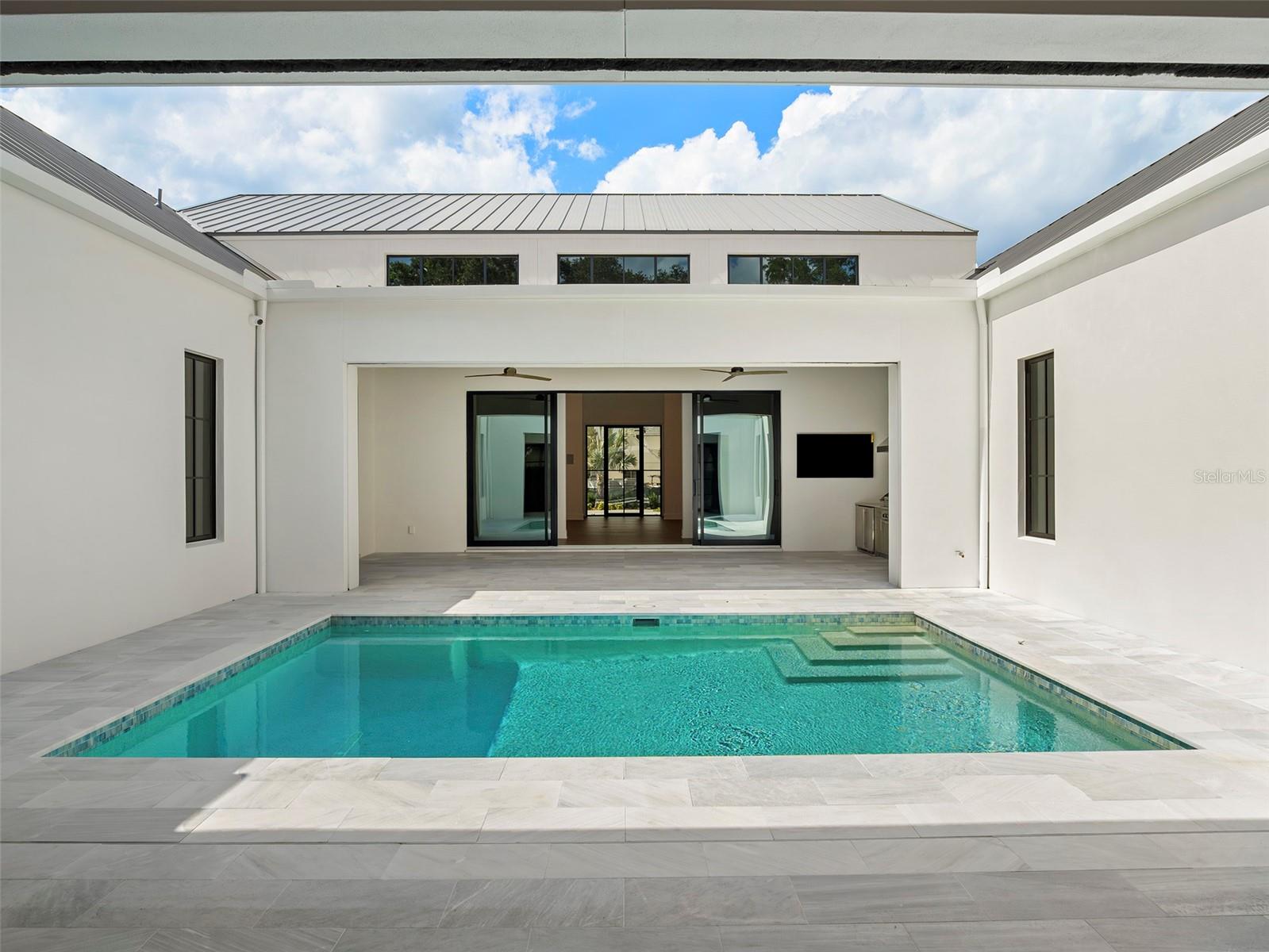 ISLEWORTH - Residential