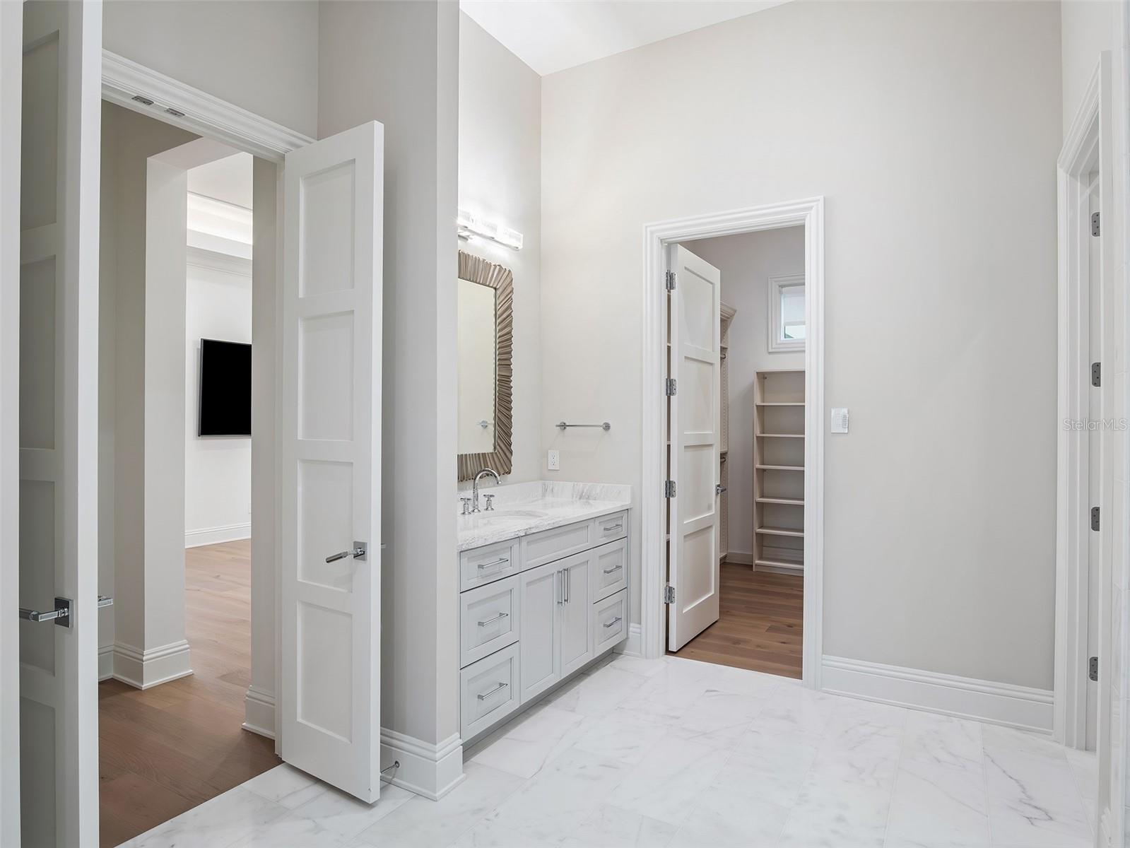 ISLEWORTH - Residential