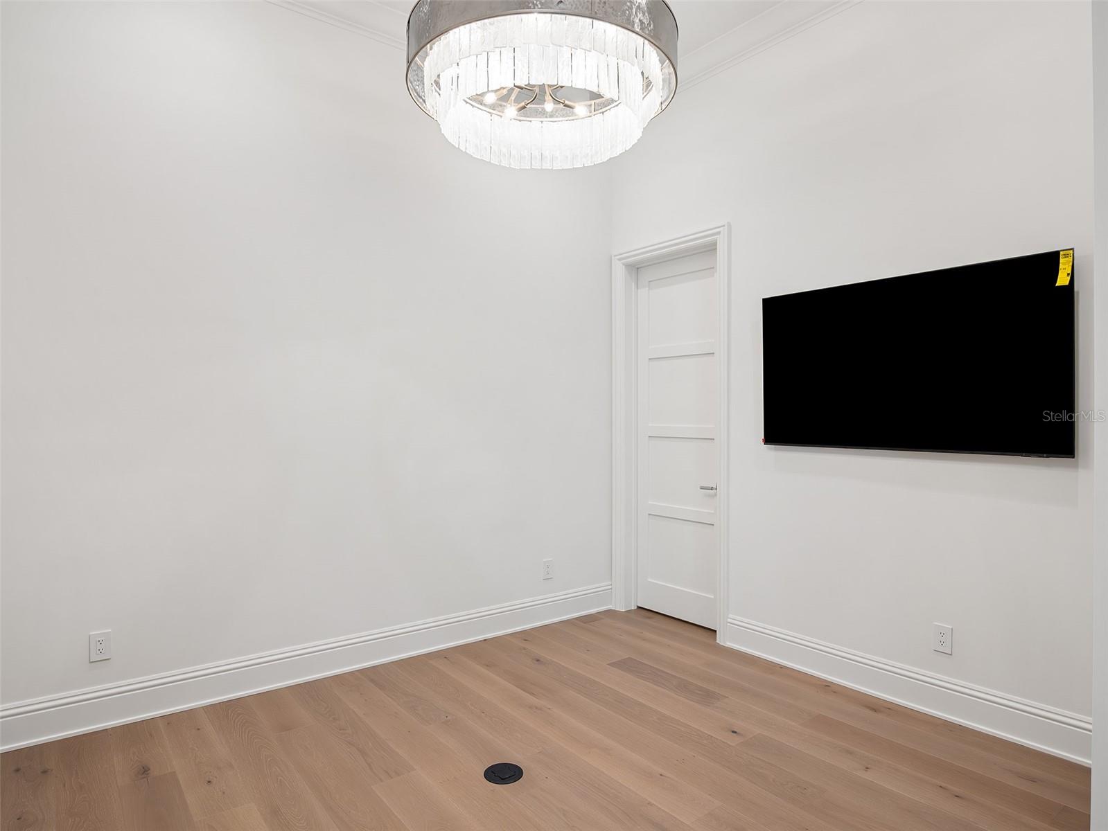 ISLEWORTH - Residential