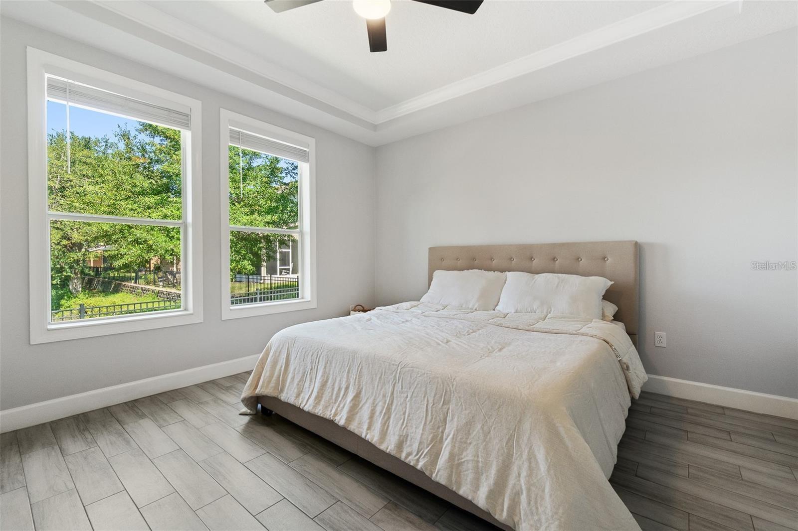 STRATFORD GREEN - Residential Lease