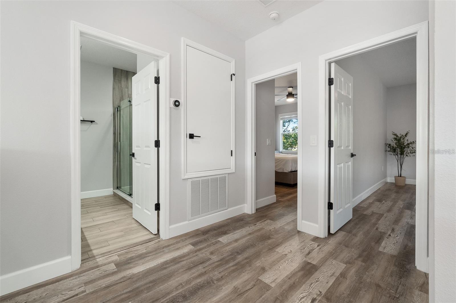 STRATFORD GREEN - Residential Lease