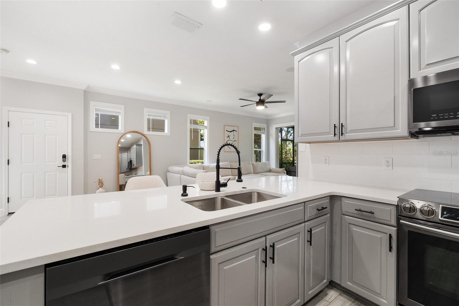 STRATFORD GREEN - Residential Lease