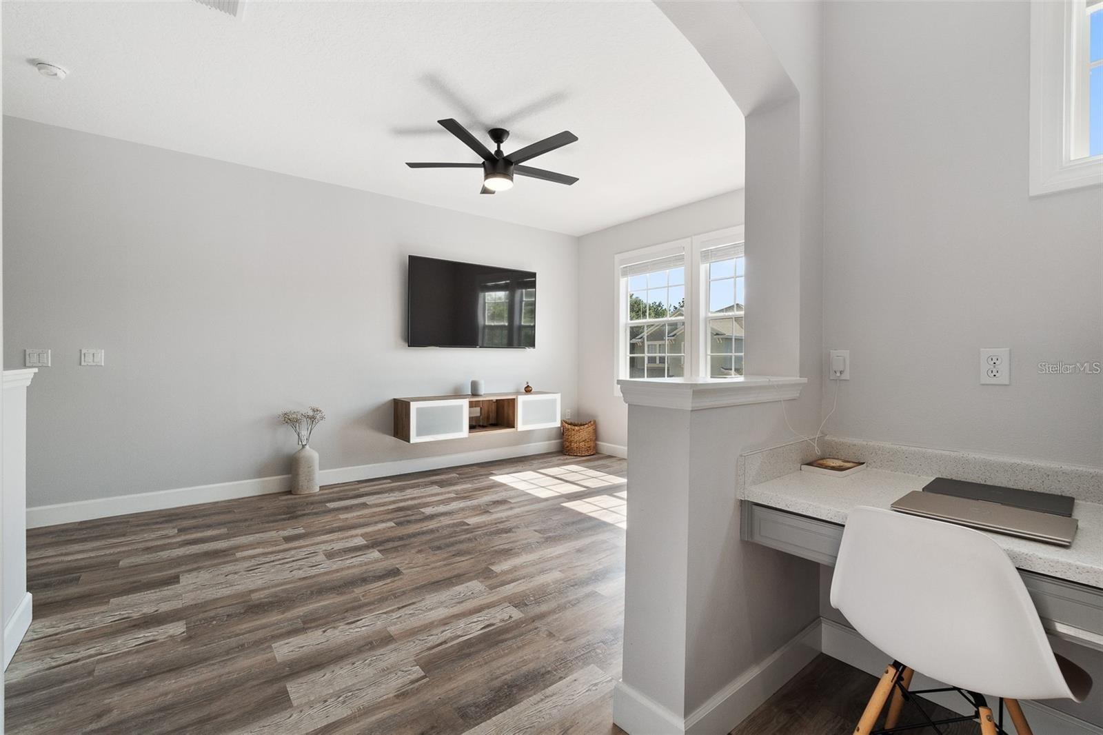 STRATFORD GREEN - Residential Lease