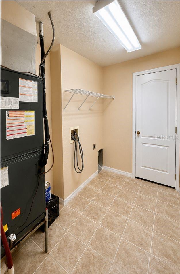 POINCIANA NBRHD 2 VILL 8 - Residential