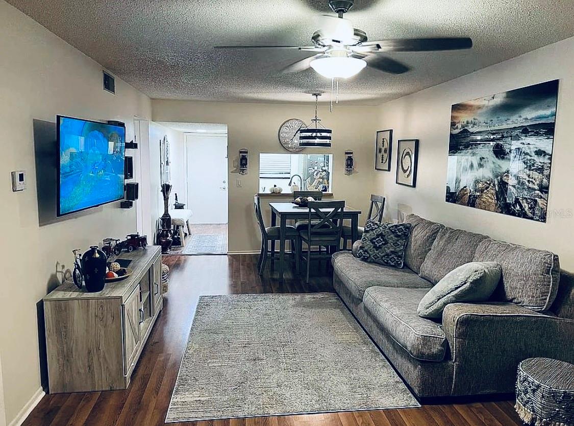 IMPERIAL OAKS CONDO - Residential