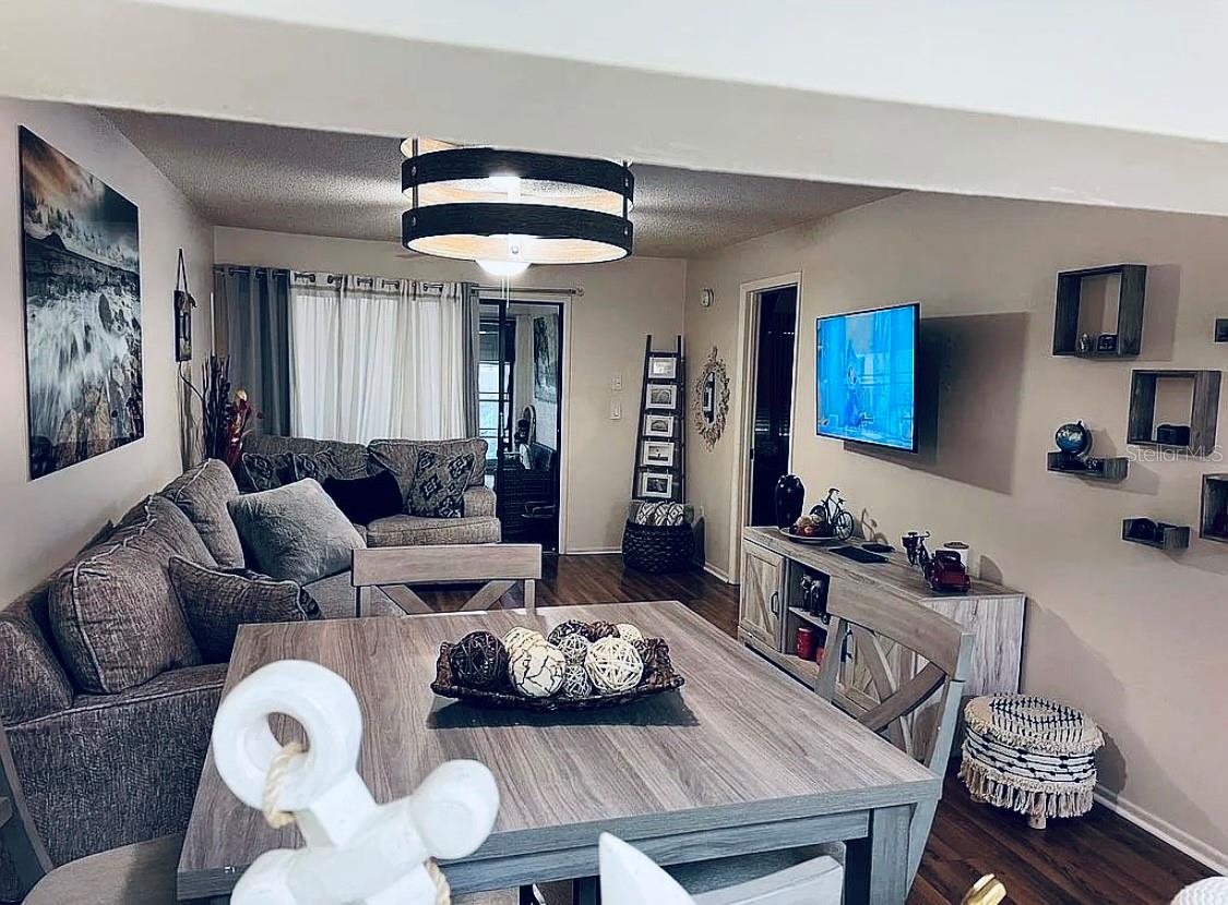 IMPERIAL OAKS CONDO - Residential