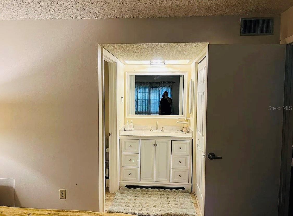 IMPERIAL OAKS CONDO - Residential
