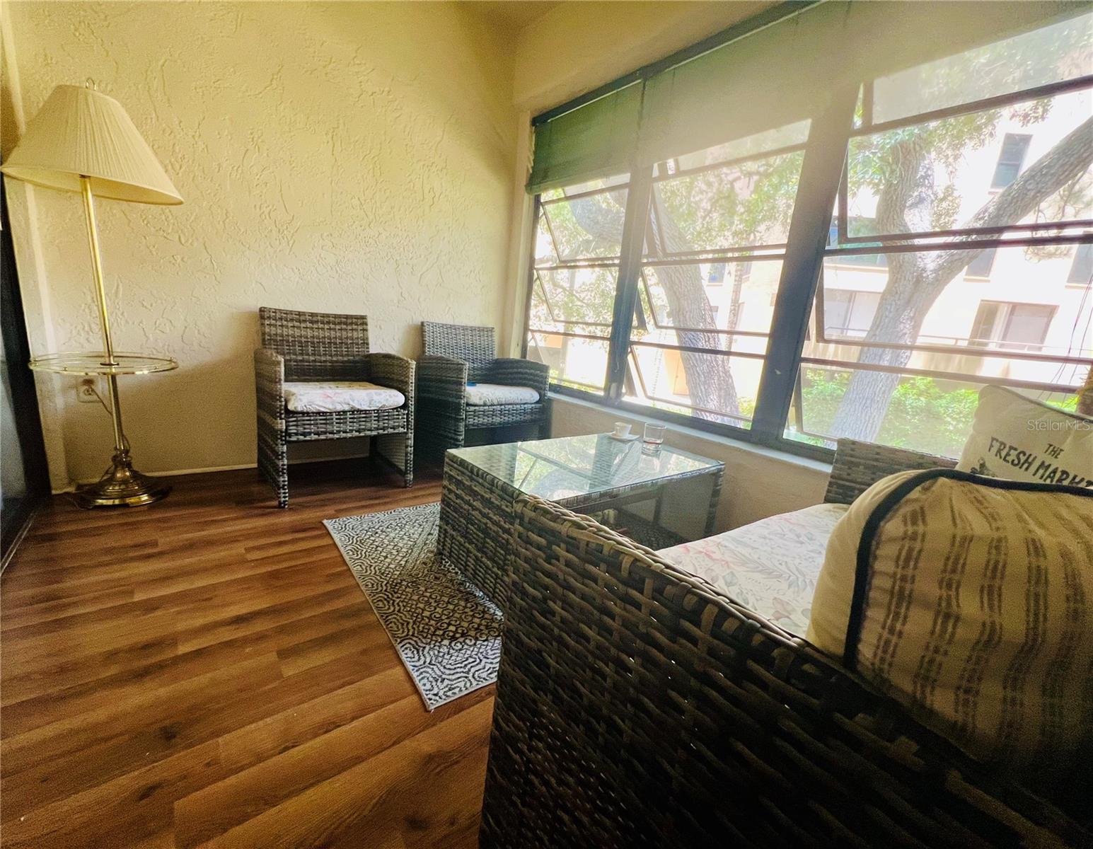 IMPERIAL OAKS CONDO - Residential