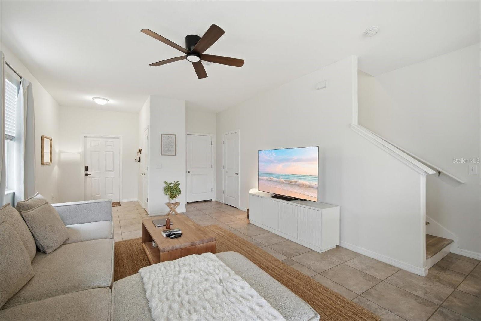 TOUCHSTONE PH 1 - Residential Lease