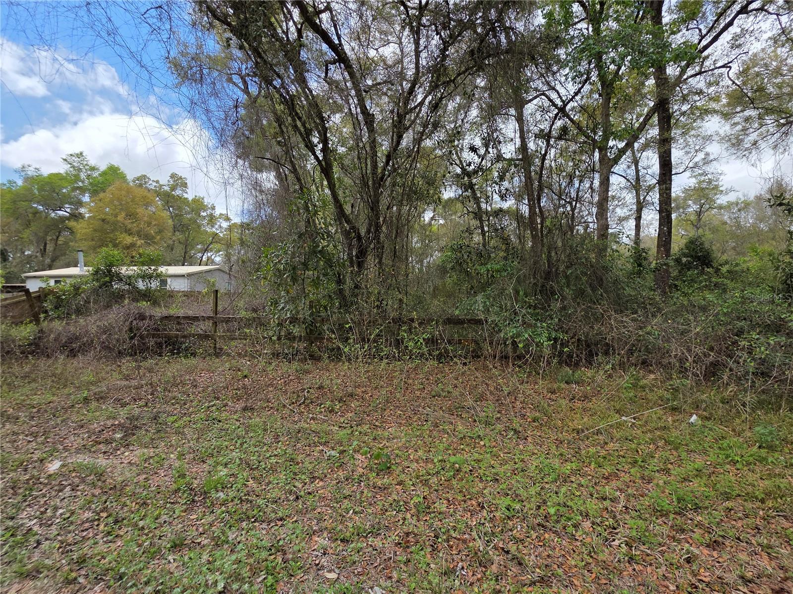 SILVER SPGS ACRES - Land