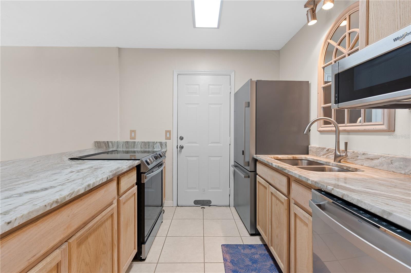 KENTWOOD PARK - Residential
