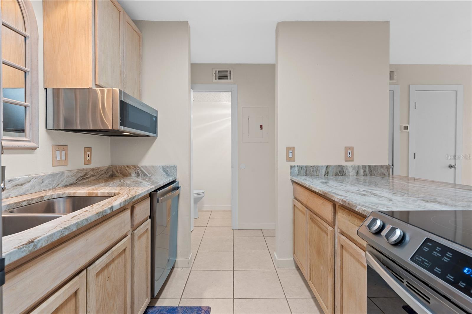 KENTWOOD PARK - Residential