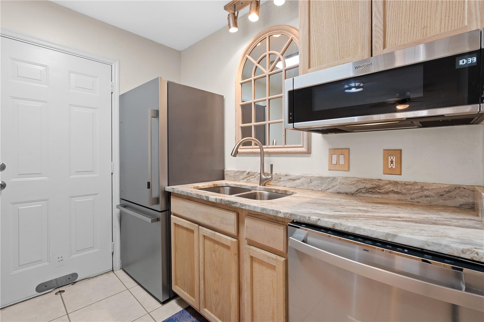 KENTWOOD PARK - Residential