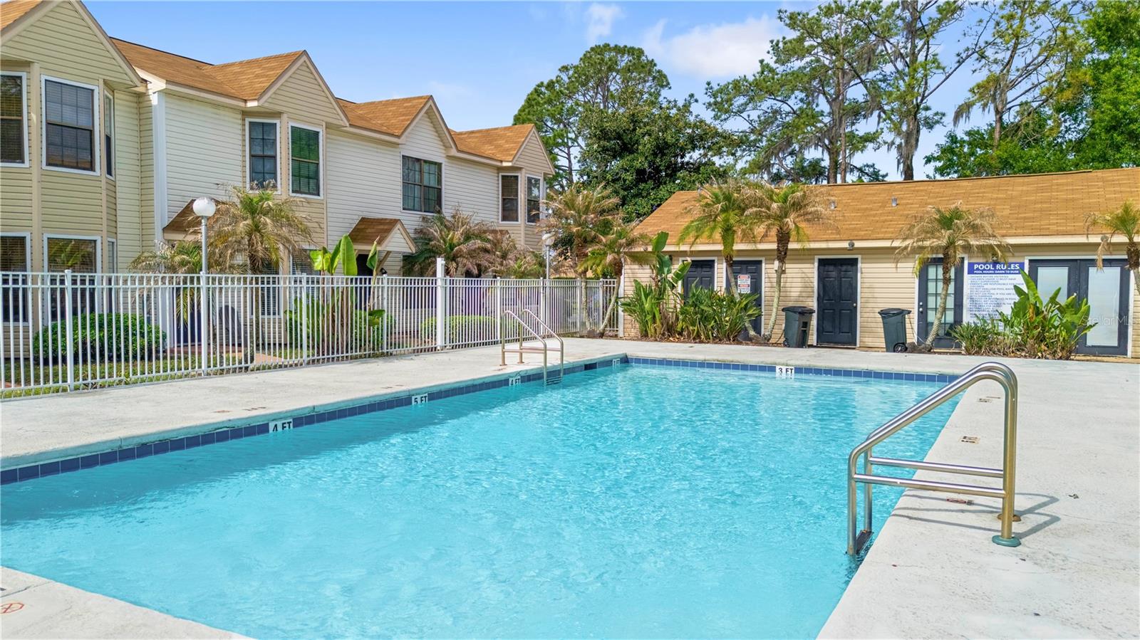 KENTWOOD PARK - Residential