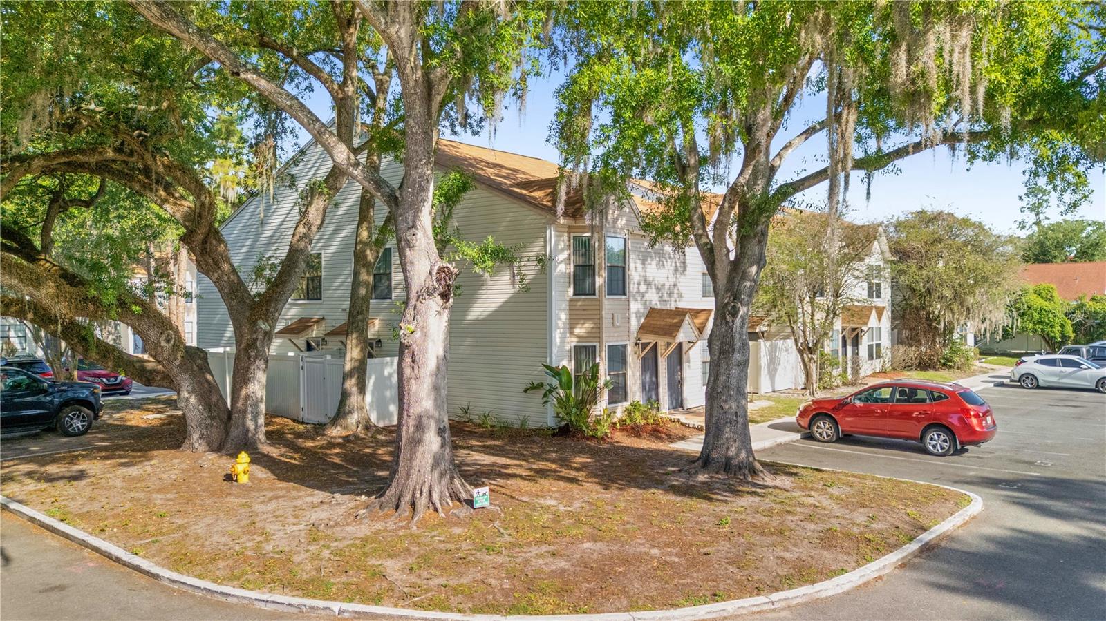KENTWOOD PARK - Residential