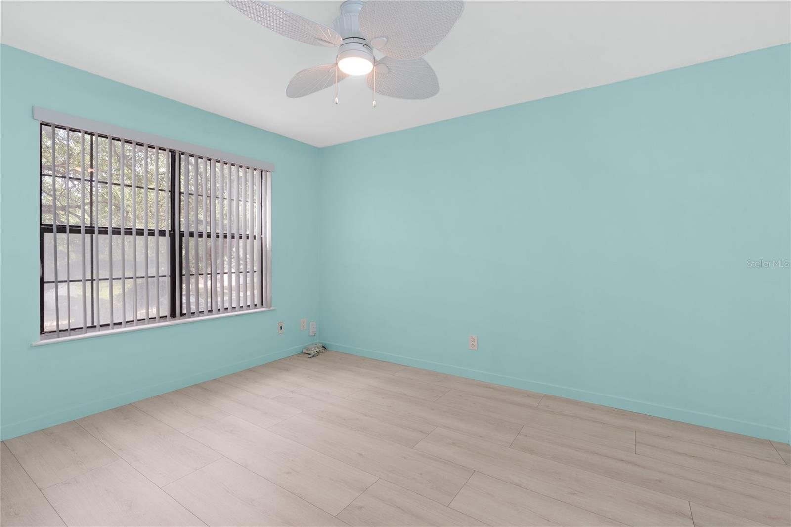 KENTWOOD PARK - Residential